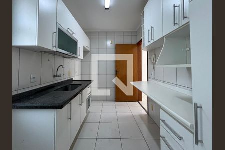 Apartamento para alugar com 72m², 3 quartos e 1 vaga Apartamento para alugar com 72m², 3 quartos e 1 vagaCozinha