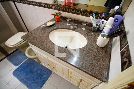 Apartamento à venda com 110m², 3 quartos e 1 vagaBanheiro da Suíte