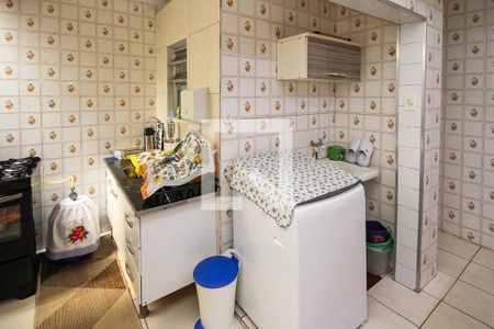 Casa à venda com 225m², 4 quartos e 2 vagasCozinha e Área de Serviço cassa 03