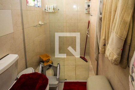 Casa à venda com 225m², 4 quartos e 2 vagasBanheiro casa 02