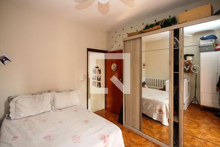 Casa à venda com 225m², 4 quartos e 2 vagasQuarto casas 02