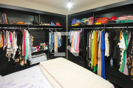 Casa à venda com 225m², 4 quartos e 2 vagasQuarto casa 04