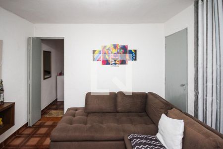 Casa à venda com 225m², 4 quartos e 2 vagasSala casa 03