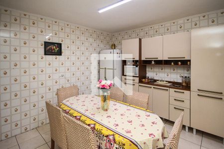 Casa à venda com 225m², 4 quartos e 2 vagasCozinha Casa 03
