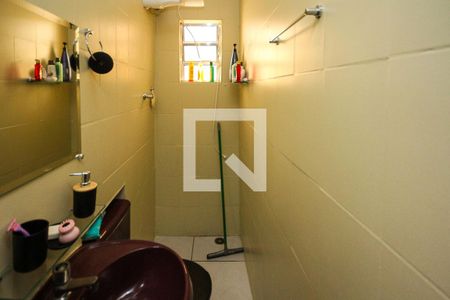 Casa à venda com 225m², 4 quartos e 2 vagasBanheiro casa 04