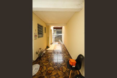 Casa à venda com 225m², 4 quartos e 2 vagasCorredor casa 04