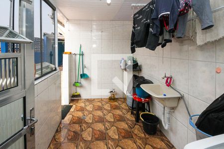 Casa à venda com 225m², 4 quartos e 2 vagasÁrea de Serviço casa 02