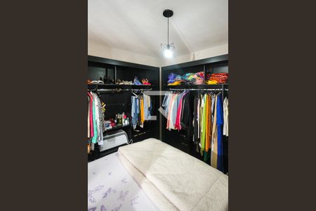 Casa à venda com 225m², 4 quartos e 2 vagasQuarto casa 04