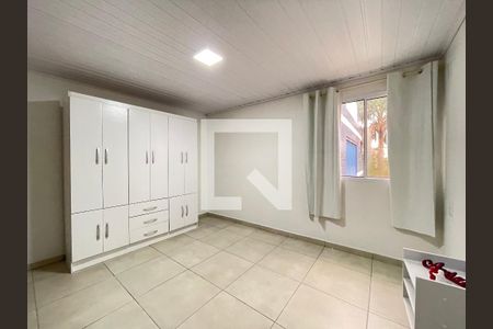 Casa para alugar com 33m², 1 quarto e 1 vagaQuarto 1