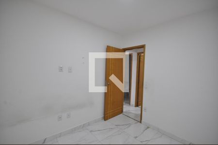 Quarto 1 de apartamento à venda com 2 quartos, 38m² em Vila Mazzei, São Paulo