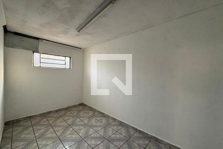 Casa para alugar com 100m², 4 quartos e 1 vagaDormitório 04