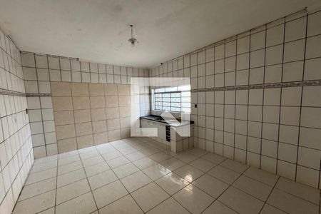 Casa para alugar com 100m², 4 quartos e 1 vagaCozinha
