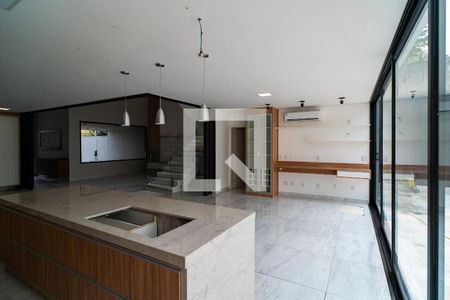 Casa para alugar com 278m², 3 quartos e 5 vagasCozinha