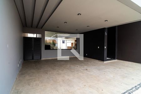 Casa para alugar com 278m², 3 quartos e 5 vagasGaragem