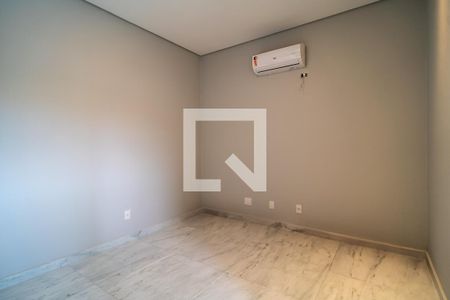 Casa para alugar com 278m², 3 quartos e 5 vagasEscritório