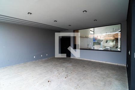 Casa para alugar com 278m², 3 quartos e 5 vagasGaragem
