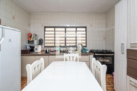 Casa à venda com 185m², 4 quartos e 1 vaga