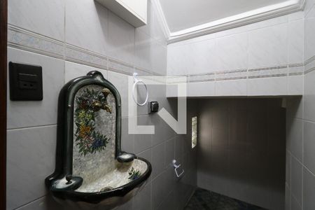 Casa para alugar com 314m², 4 quartos e 6 vagasLavabo