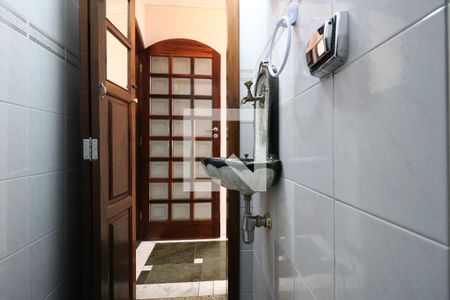 Casa para alugar com 314m², 4 quartos e 6 vagasLavabo