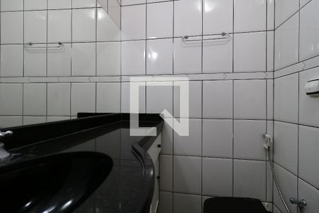 Casa para alugar com 314m², 4 quartos e 6 vagasBanheiro Social 2