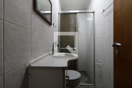 Casa para alugar com 314m², 4 quartos e 6 vagasBanheiro da Garagem