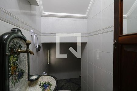 Casa para alugar com 314m², 4 quartos e 6 vagasLavabo
