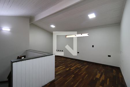 Casa para alugar com 314m², 4 quartos e 6 vagasSótão