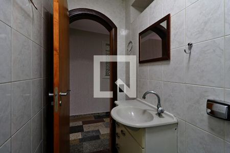 Casa para alugar com 314m², 4 quartos e 6 vagasBanheiro da Garagem