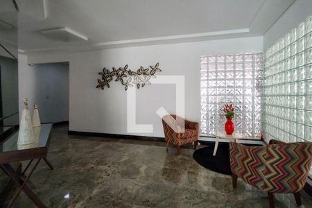 Apartamento para alugar com 130m², 3 quartos e 2 vagas Apartamento para alugar com 130m², 3 quartos e 2 vagasHall social