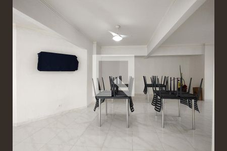 Apartamento para alugar com 130m², 3 quartos e 2 vagas Apartamento para alugar com 130m², 3 quartos e 2 vagasÁrea comum - Salão de festas