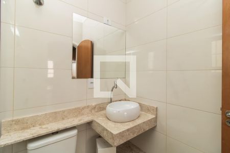 Casa à venda com 200m², 3 quartos e 3 vagasBanheiro da Suíte