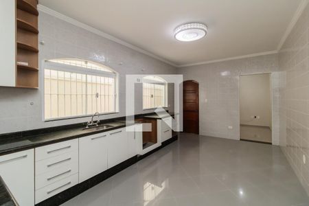 Casa à venda com 200m², 3 quartos e 3 vagasCozinha