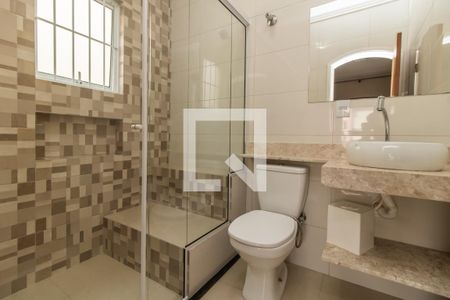 Casa à venda com 200m², 3 quartos e 3 vagasBanheiro da Suíte