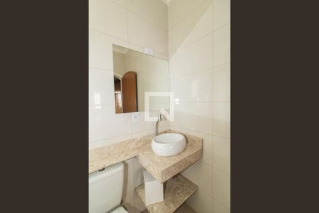 Casa à venda com 200m², 3 quartos e 3 vagasBanheiro da Suíte