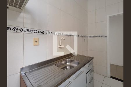 Apartamento para alugar com 87m², 2 quartos e sem vagaCozinha e Área de Serviço