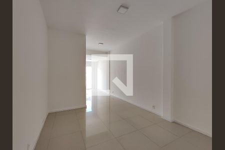 Sala de apartamento para alugar com 2 quartos, 87m² em São Francisco Xavier, Rio de Janeiro
