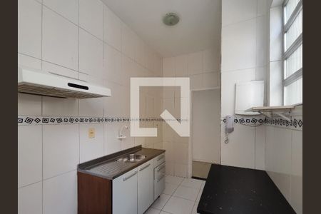 Apartamento para alugar com 87m², 2 quartos e sem vagaCozinha e Área de Serviço