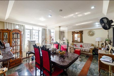 Apartamento à venda com 150m², 4 quartos e 1 vaga Apartamento à venda com 150m², 4 quartos e 1 vagaSala