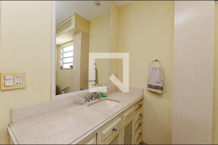 Apartamento à venda com 150m², 4 quartos e 1 vaga Apartamento à venda com 150m², 4 quartos e 1 vagaBanheiro na Cobertura