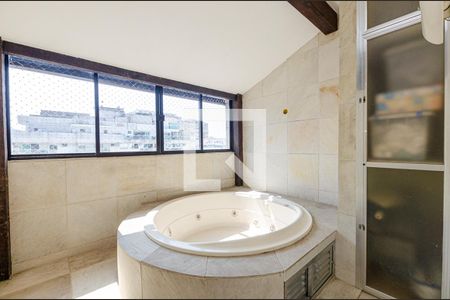 Apartamento à venda com 150m², 4 quartos e 1 vaga Apartamento à venda com 150m², 4 quartos e 1 vagaCobertura