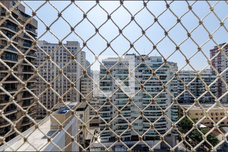 Apartamento à venda com 150m², 4 quartos e 1 vaga Apartamento à venda com 150m², 4 quartos e 1 vagaSala