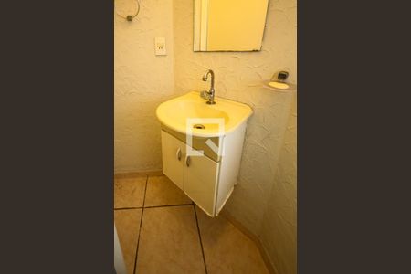 Casa à venda com 250m², 3 quartos e 4 vagasLavabo