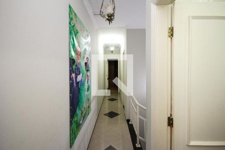 Casa à venda com 250m², 3 quartos e 4 vagasCorredor