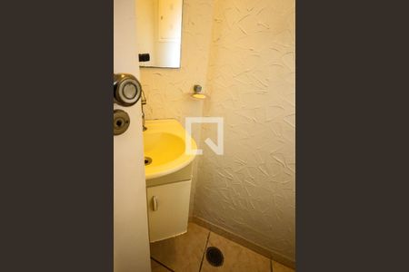 Casa à venda com 250m², 3 quartos e 4 vagasLavabo