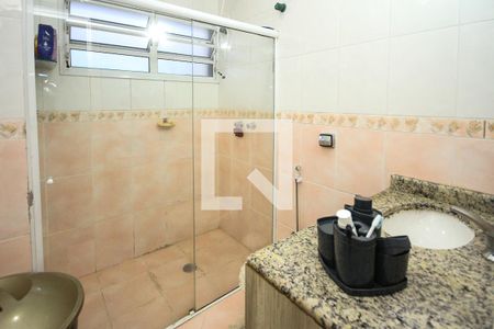 Casa à venda com 250m², 3 quartos e 4 vagasBanheiro Social