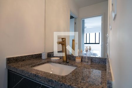 Apartamento à venda com 55m², 2 quartos e sem vaga Apartamento à venda com 55m², 2 quartos e sem vagaBanheiro