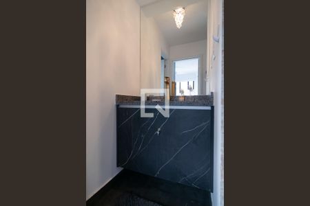 Banheiro de apartamento para alugar com 2 quartos, 55m² em Centro, São Paulo