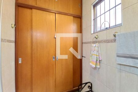 Casa à venda com 250m², 3 quartos e 4 vagasBanheiro da Suíte
