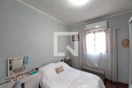 Casa à venda com 250m², 3 quartos e 4 vagasQuarto 3 - Suíte