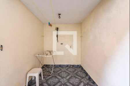 Casa à venda com 148m², 3 quartos e 2 vagas Casa à venda com 148m², 3 quartos e 2 vagasTerraço Fundos